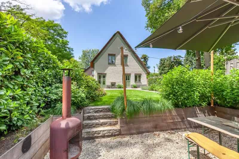 Vrijstaande Villa Bilthoven: Instapklaar & Gerenoveerd