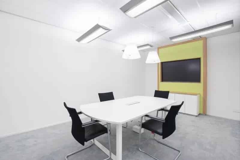 Vaste privékantoorruimte die is aangepast aan de unieke behoeften van uw bedrijf in Regus Bastion