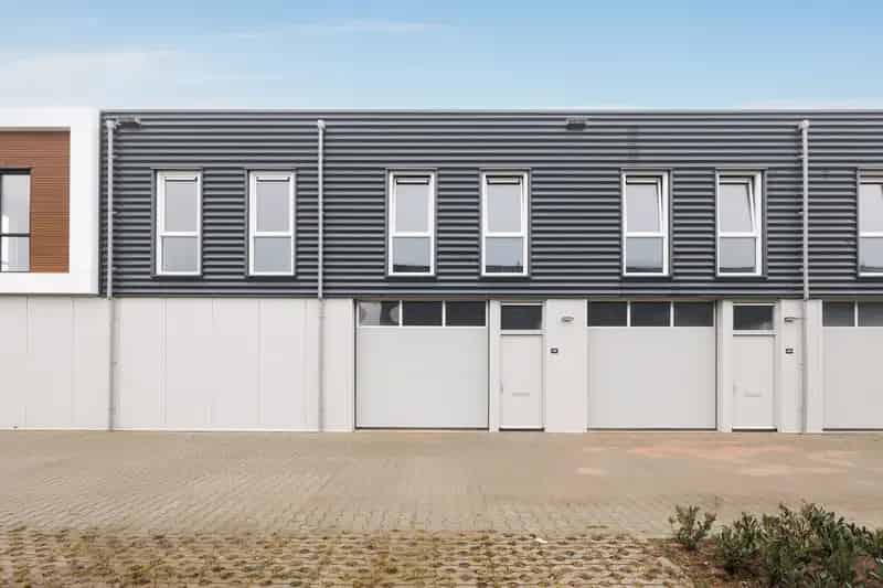 Bedrijfshal Lelystad | Zoek bedrijfshallen te huur: Pascallaan 24-C 8218 NJ Lelystad 