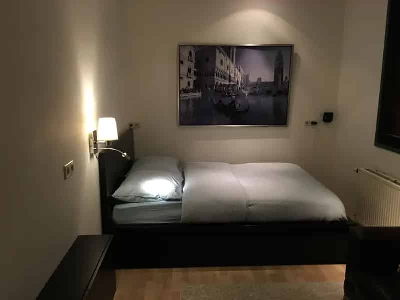 Te huur: Studio 30m2 Almere Buiten Nabij NS Station Gemeubileerd