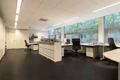 381 m2 Kantoorruimte te Huur Soesterberg