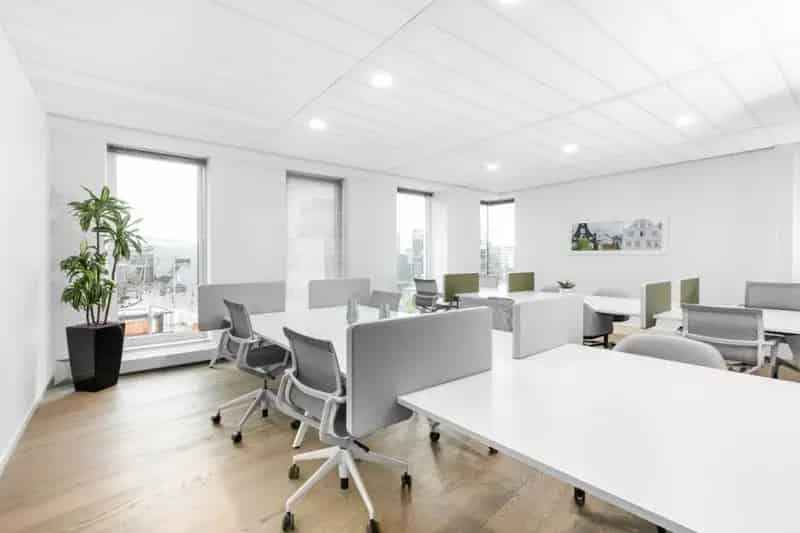 Co-working Ruimte: Moderne Bureaus & Gemeenschappelijke Ruimte