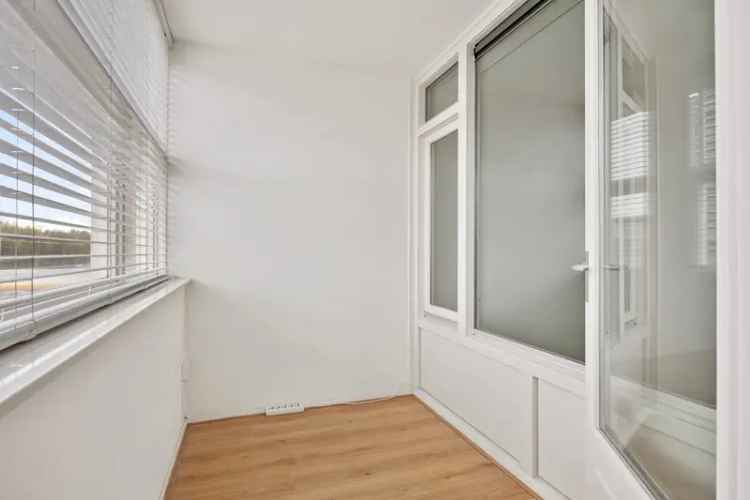 Appartement te koop Den Bosch Zuid 2 kamers parkeerplaats
