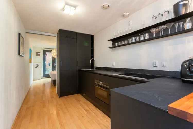 Atelierwoning Rotterdam Kop van Zuid 2 slaapkamers 2 badkamers