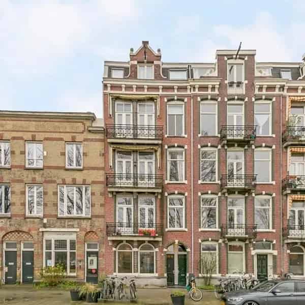 Appartement Amsterdam Weesperzijde: 4 Slaapkamers, 180m², Privétuin