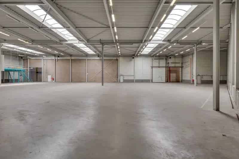 Bedrijfshal te Huur Eindhoven 4892 m²