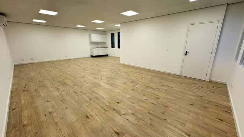 Bedrijfshal Almere | Zoek bedrijfshallen te huur: Markerkant 13 132 1314 AN Almere 