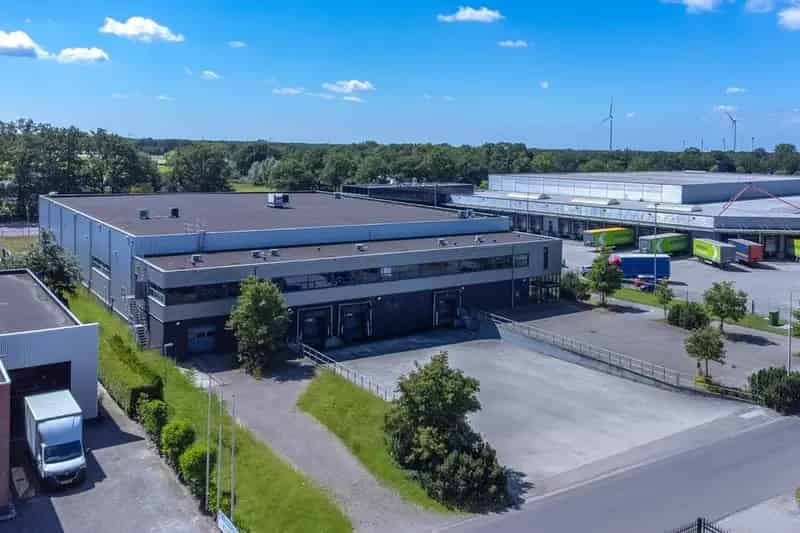 Bedrijfshal te Huur Nieuwleusen 1350m²