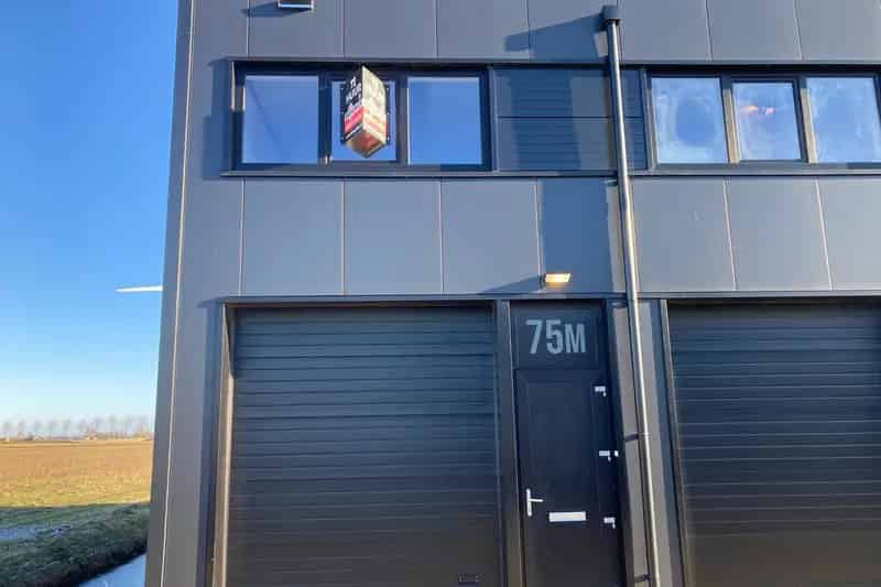 Bedrijfshal te huur Heiloo 80m2 duurzaam