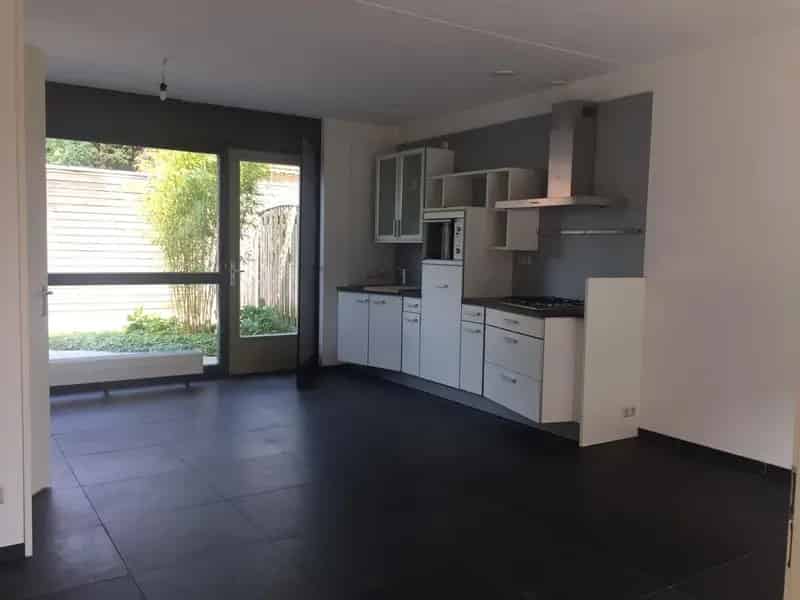 Instapklare Tussenwoning 3 Slaapkamers Tilburg