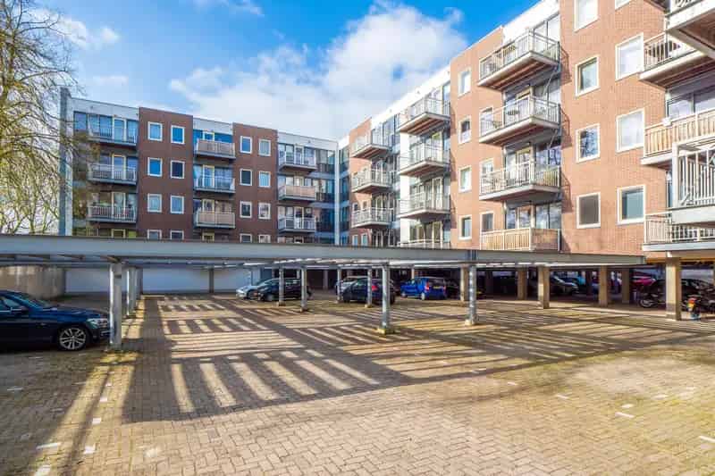 2 Kamer Appartement Alphen aan den Rijn 67m2 Balkon Berging