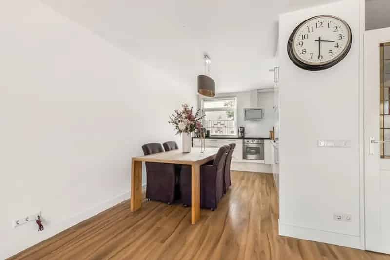 Ruime Tussenwoning 5 Slaapkamers Beverwijk Broekpolder
