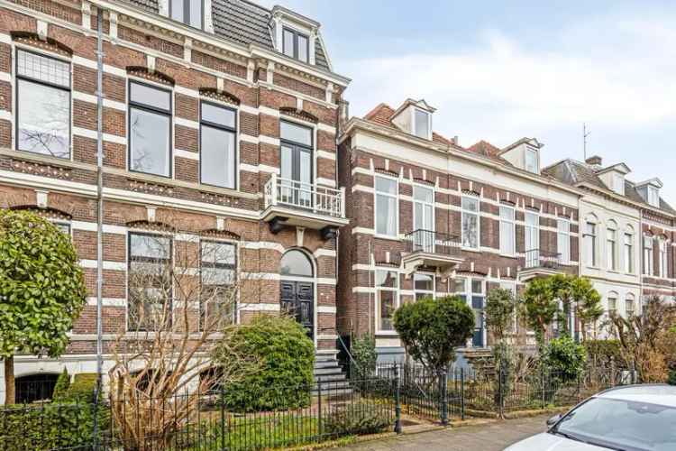 Herenhuis Spijkerkwartier Arnhem 341m2  Gezinnen Ruime Tuin