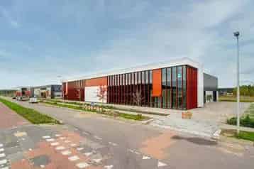 Bedrijfsruimte te Huur Hellevoetsluis 1563 m²
