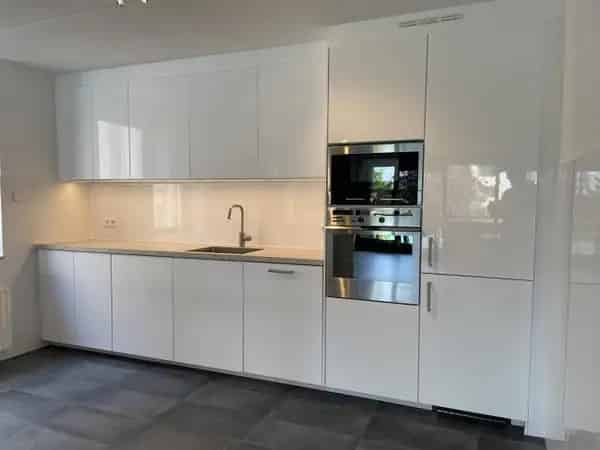 Appartement Utrecht: 2 Slaapkamers, Balkon, Parkeerplaats
