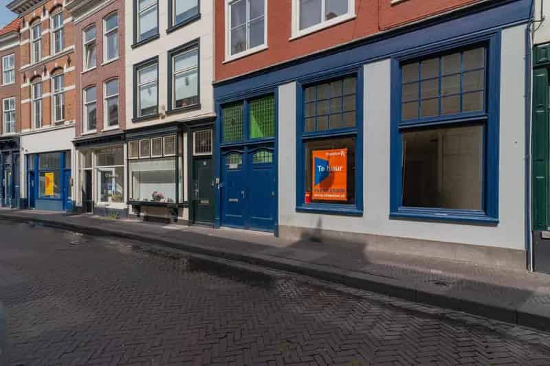 Winkelruimte te huur Westeinde Den Haag 560m2
