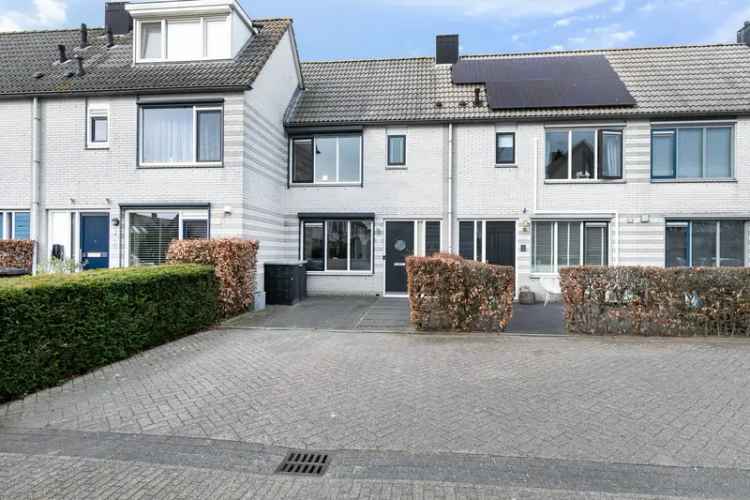Huis te koop Hoevelaken: Instapklare gezinswoning met 4 slaapkamers