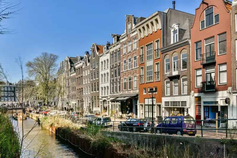 Appartement te koop Amsterdam Leliegracht: Licht en charmant dubbel bovenhuis