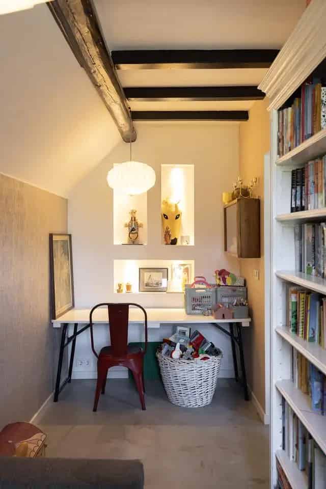 Woonboerderij met gastenverblijf te Tull en 't Waal
