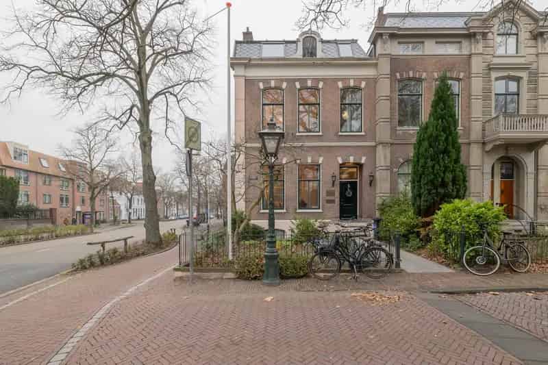 Kantoorruimte Leiden Plantage 72m2