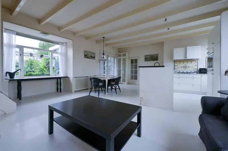Vrijstaande woning aan Ringvaart Lijnden 742m²