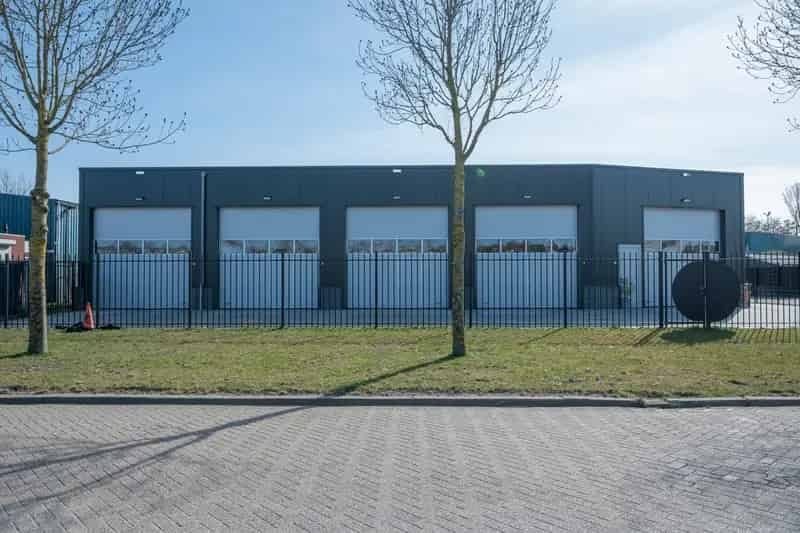 Bedrijfshal te huur Lelystad 45m2 LelyPlaza