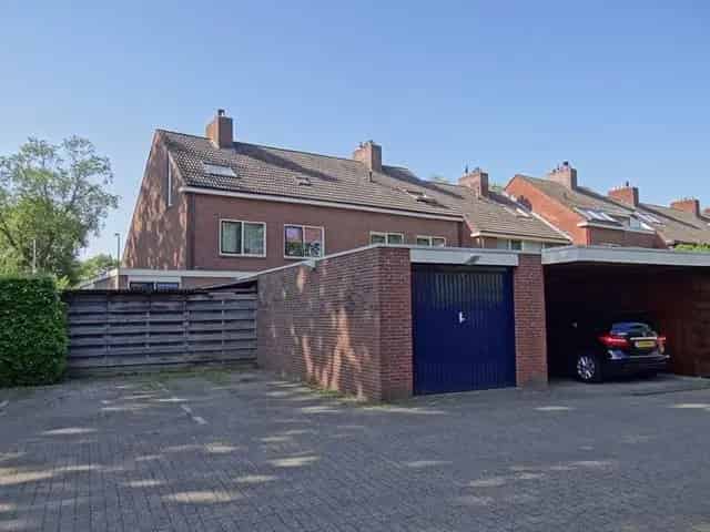 Hoekwoning te huur Haren GR 6 kamers 200m2