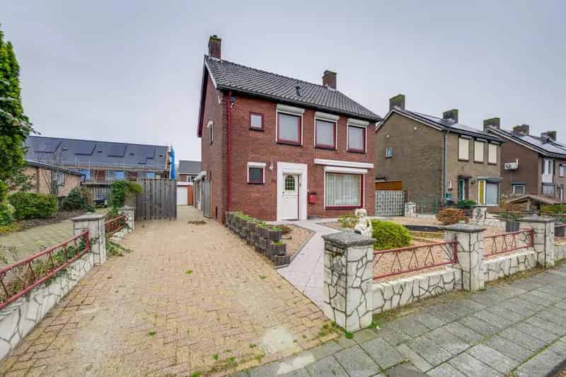 Vrijstaande woning Oudenbosch 3 slaapkamers ruime tuin