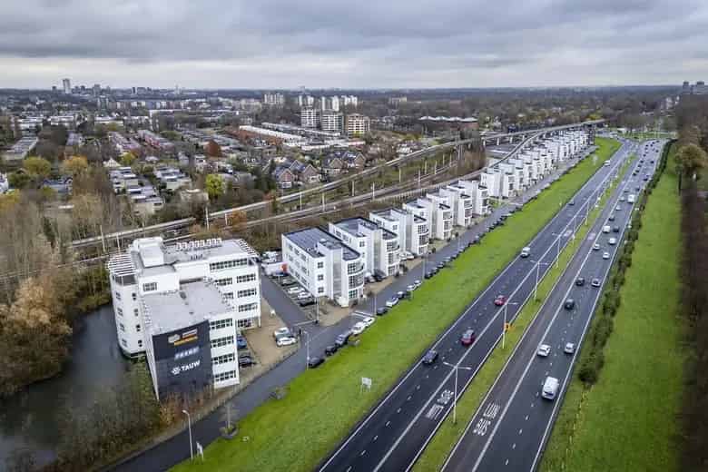 146 m2 Kantoorruimte te Huur Capelle aan den IJssel