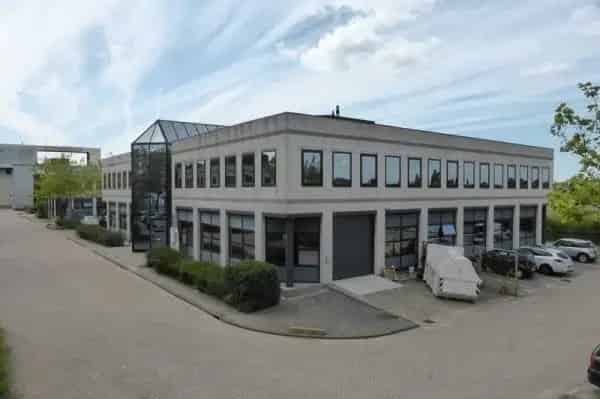 Kantoor Showroom Rotterdam 1047m² Businesspark Gateway