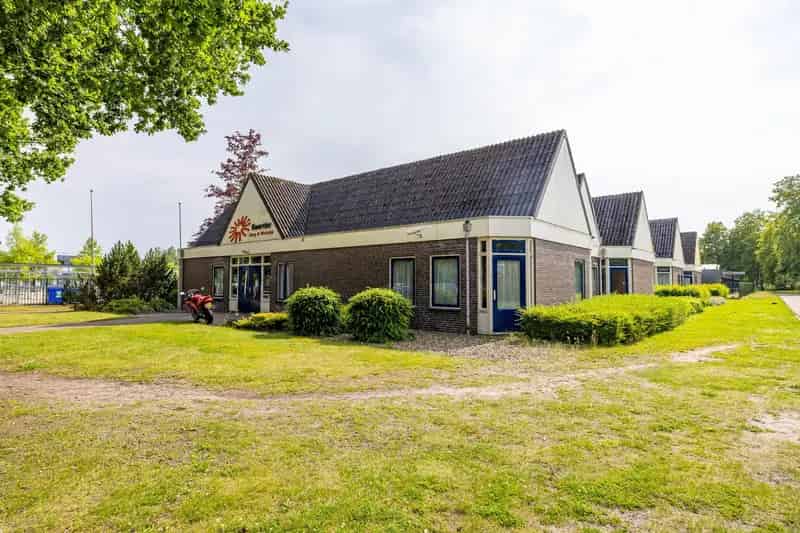 Kantoorpand 800m² te Koop Hoogezand Maatschappelijke Bestemming