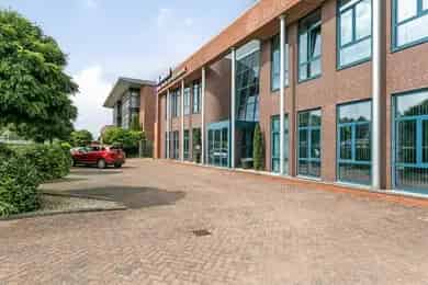 252 m2 Kantoorruimte te Huur Sliedrecht