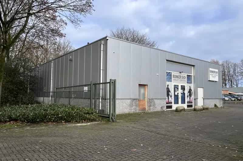 Bedrijfshal te Huur Oldenzaal 480m2 Kantoor Opslag