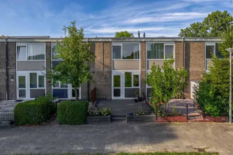 Huis te koop: Desdemonastraat 129 3194 CC Hoogvliet Rotterdam | Funda