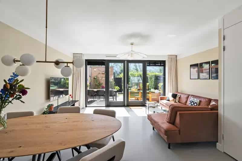Huis te koop Ouderkerk aan de Amstel 3 slaapkamers moderne keuken tuin