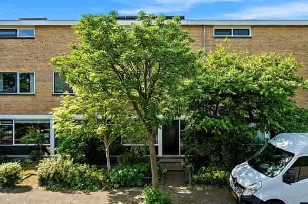Ruime Familiewoning Oegstgeest 5 slaapkamers 2 badkamers
