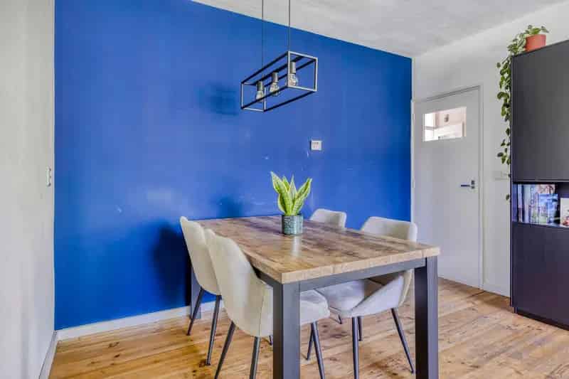 Appartement te koop Den Bosch: Licht & Ruim 3-kamer appartement aan het water