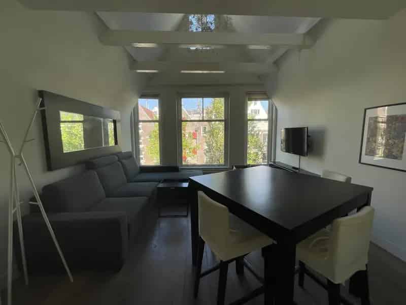 Appartement Oudezijds Achterburgwal Amsterdam