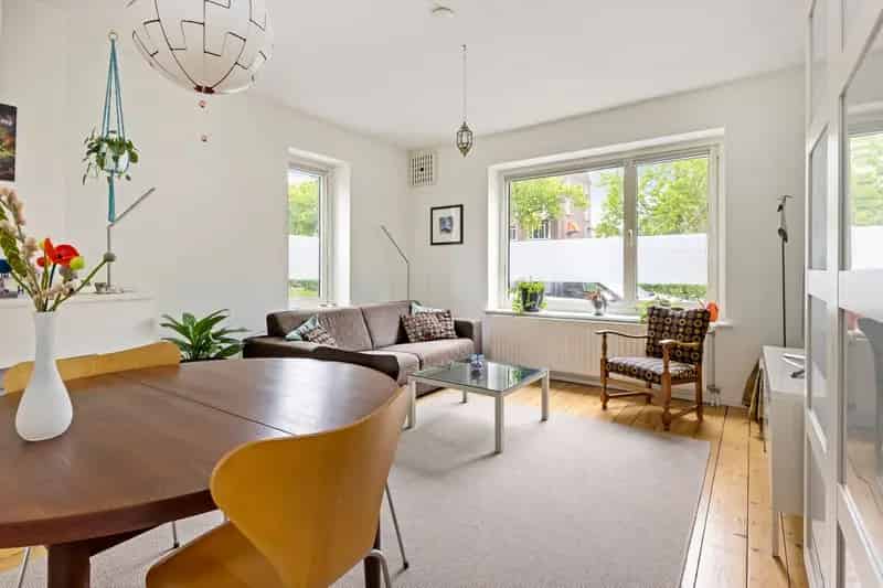 Appartement te koop: Aartshertogenlaan 241 5212 CG Den Bosch 