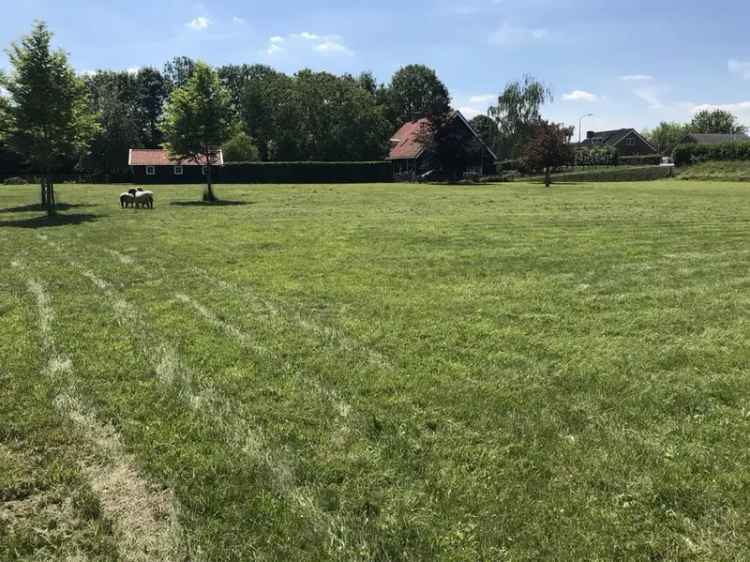 Bouwperceel Standdaarbuiten 1700m2 Droomwoning Bijgebouwen