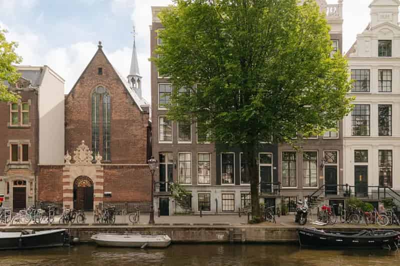 Dubbele Benedenwoning Amsterdam 168m² Rijksmonument