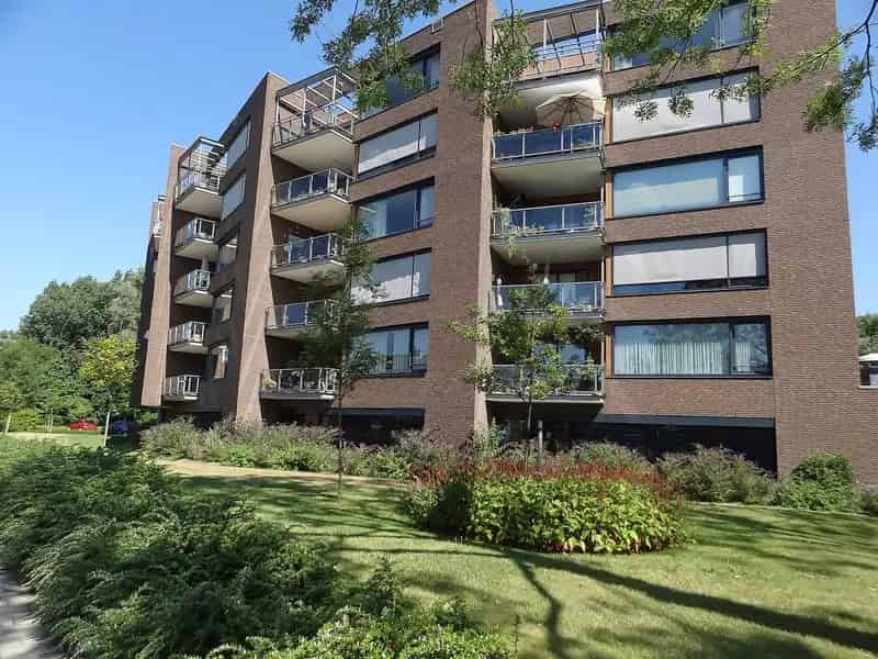 Ruim gelijkvloers appartement Franklinstraat