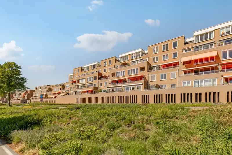 4 Kamer Appartement Weerwater Almere Ruim Uitzicht Balkon Parkeerplaats