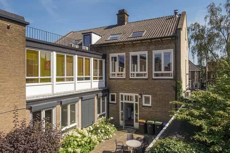 Kantoorvilla te huur Enschede Laaressingel