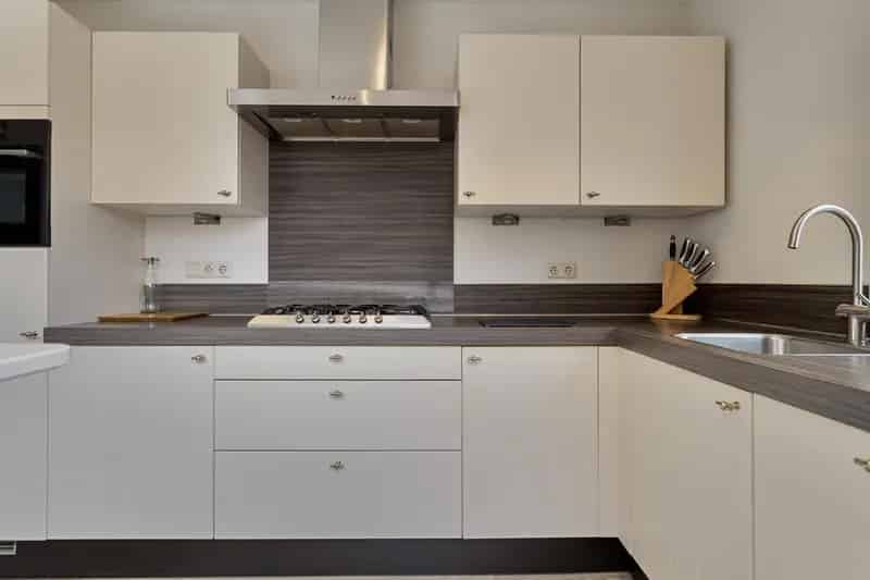 5 Slaapkamers Ruime gezinswoning Moderne Keuken Fijne Tuin Rustige Wijk