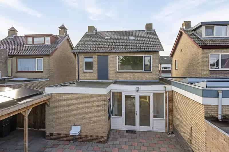 Vrijstaande woning Made 107m2 3 slaapkamers 22 zonnepanelen