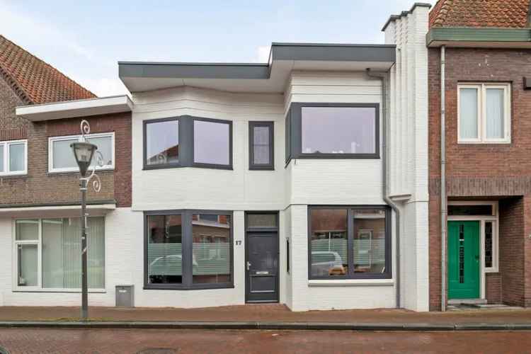 Eengezinswoning Te Koop in 17, Frans van Waesberghestraat, Hulst, Zeeland