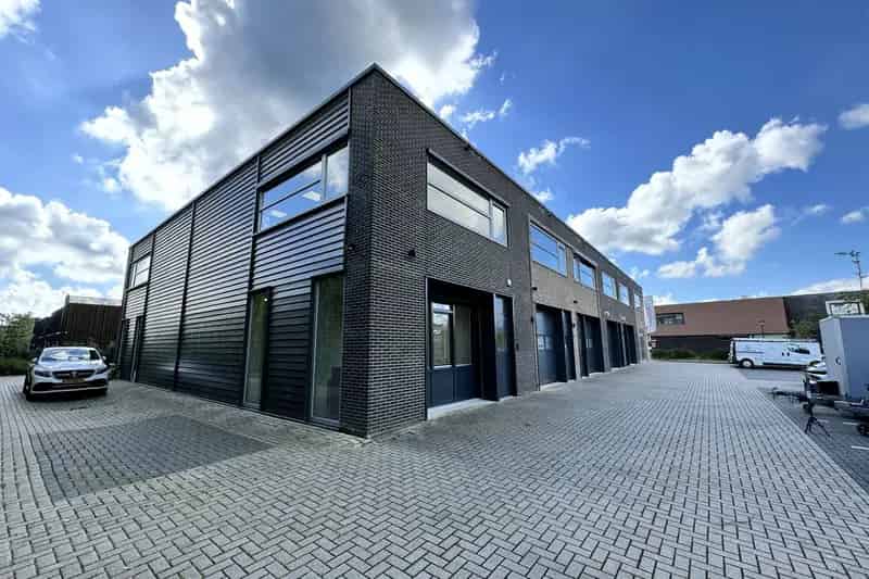 Luxe Kantoorruimte 60m² Blaricum - Praktijkruimte te Huur