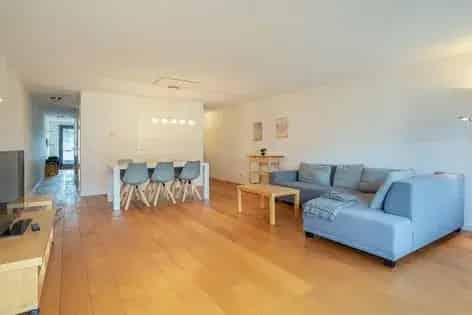 2 Kamer Appartement 81m2 Rotterdam Kop van Zuid Gemeubileerd