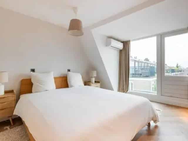 Stijlvolle Bovenwoning Oud West 117m2 2 Badkamers Dakterras